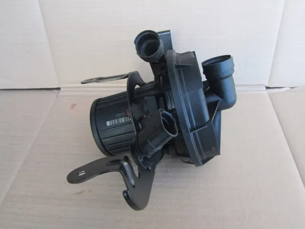 Pompe à air secondaire OEM 079959253 pour Audi FSI TFSI image 4