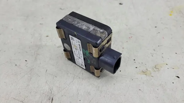 Módulo Radar KIA Stonic h8956-50011 image 4