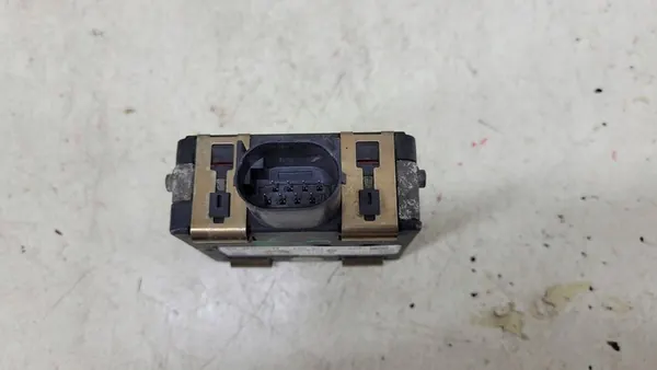 Módulo Radar KIA Stonic h8956-50011 image 6