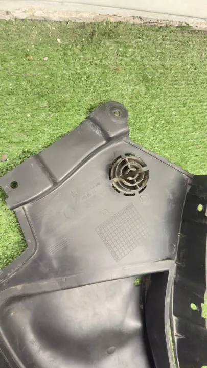 OEM 8070525 Voorlinker Spatbord BMW G22 G23 image 5