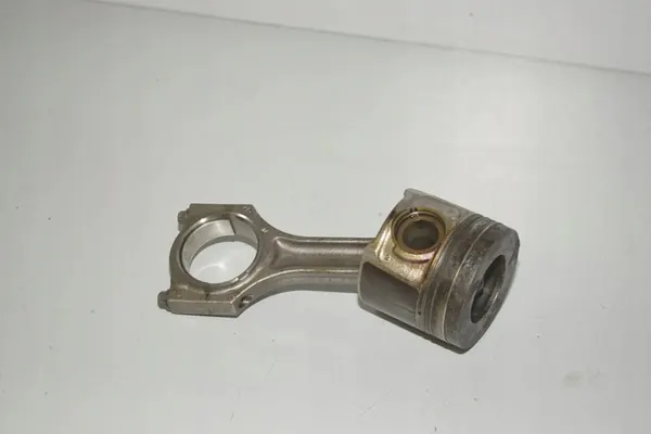 BMW 3 Kolv 2.0L 140kw 2017 OEM 11258571012 image 2