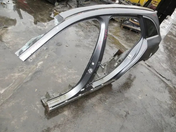 Mercedes W205 Station Links Achter Spatbord OEM c/1114 image 3