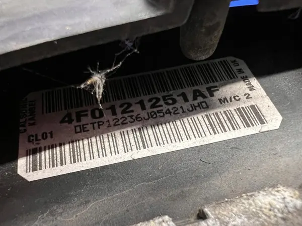 AUDI A6 C6 3.2 FSI Parachoques Delantero 4F0121251AF image 10