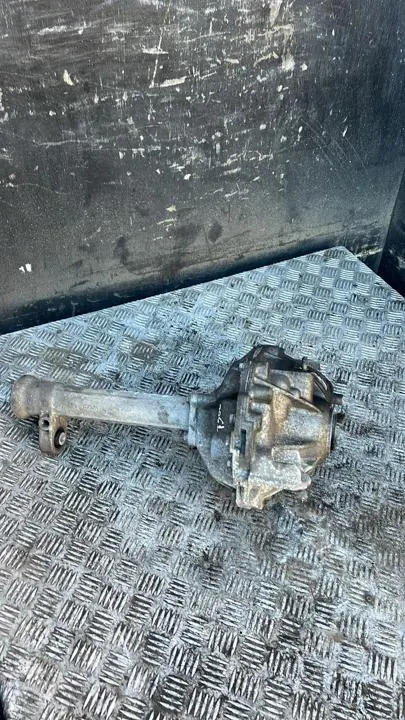 Land Rover OEM HPLA3017AB Framdifferential 3.21 image 3