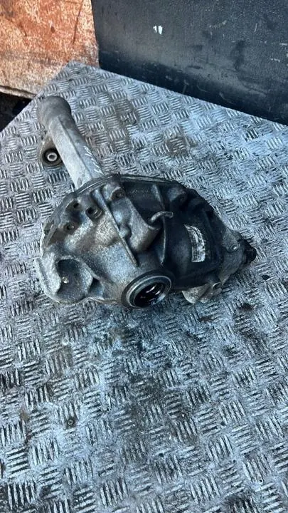 Land Rover OEM HPLA3017AB Framdifferential 3.21 image 4