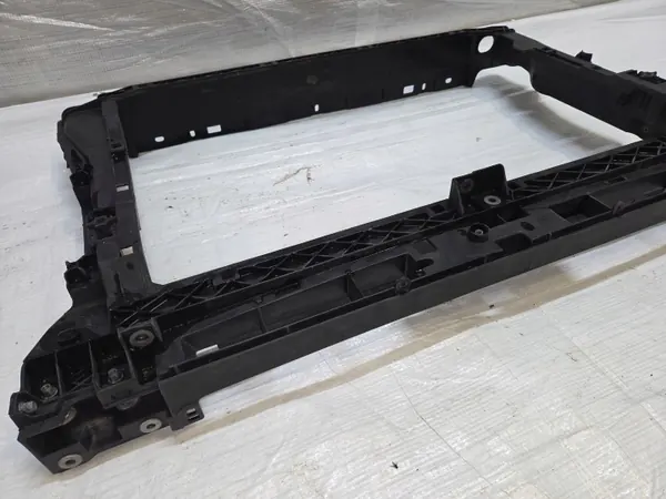 Correa delantera Skoda Superb III OEM 3V0805588D - Usada image 10