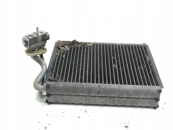 Mercedes S W221 Ilmastointilämmittimen ydin OEM AMD170740 image 6