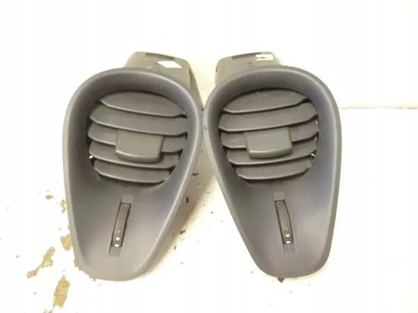OEM DRC85478 Oikea etuilmastointiristikko Renault image 2