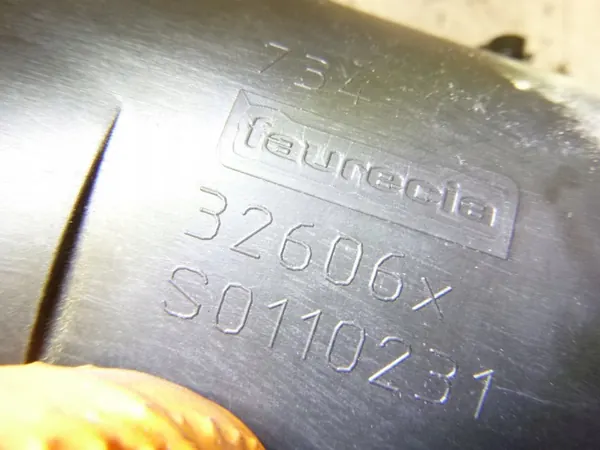 OEM DRC85478 Oikea etuilmastointiristikko Renault image 7
