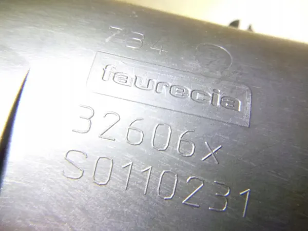 OEM DRC85478 Oikea etuilmastointiristikko Renault image 9