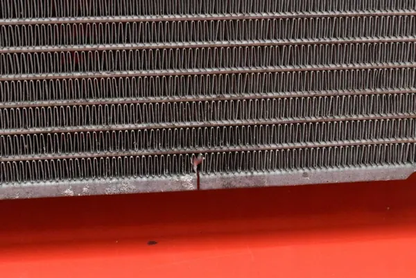 Radiador de agua Saab 9-5 2.0 T 150 CV 97-05 OEM 4575700 image 6