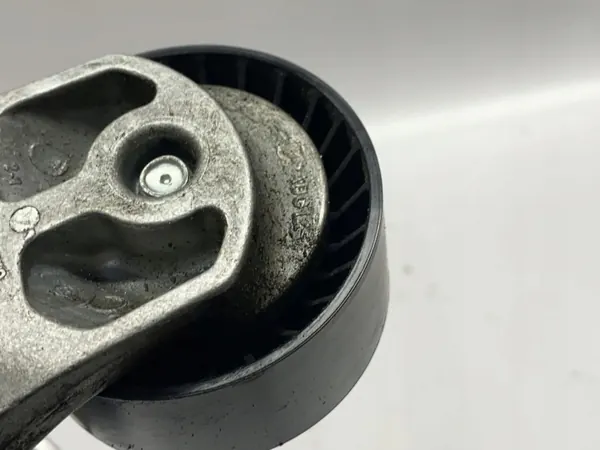 Tensor de correa alternador BMW OEM F579470 - Usado image 8