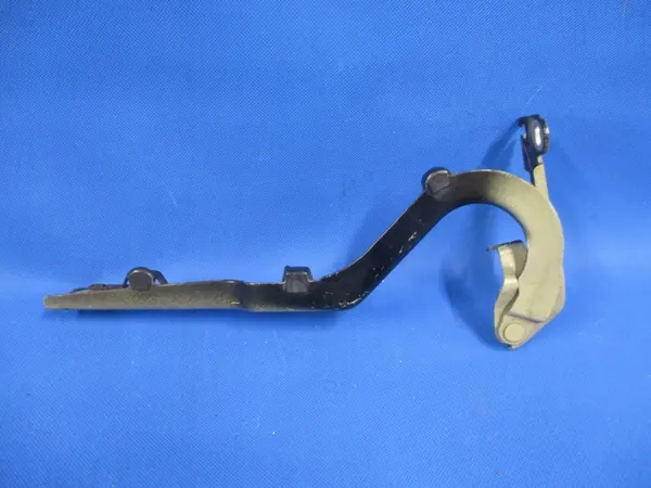 Bisagra de capó derecha PEUGEOT 2008 2017 image 2