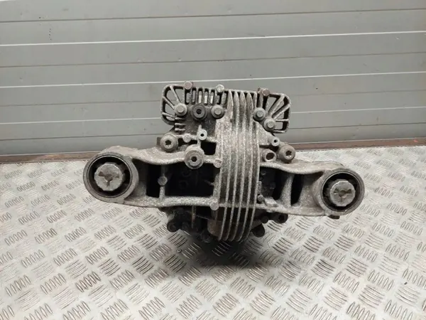 Diferencial traseiro Porsche Panamera OEM 97035001101 image 3