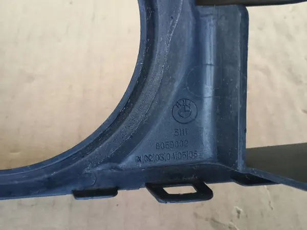 Griglia paraurti anteriore BMW 5 F10 F11 OEM image 7