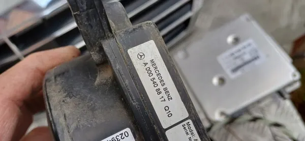 Aktiver Distronic-Tempomat OEM 215 - Gebraucht image 8