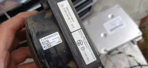 Aktiver Distronic-Tempomat OEM 215 - Gebraucht image 9