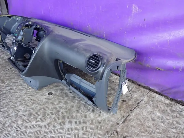 Tableau de bord OEM Zawada-315221- pour SEAT Leon II 05-09 image 3
