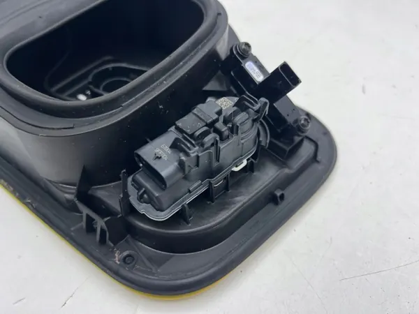 Trappe de Port de Charge Ford Capri EV OEM R2KB-10C706-BG image 4