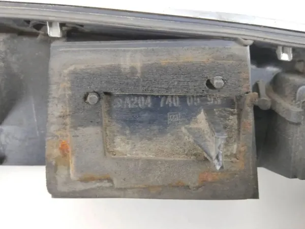 Garniture hayon Mercedes Classe C W204 OEM A2047400593 image 4