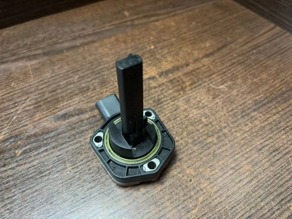 Volkswagen Ölwanne OEM 06E907660 - Gebrauchter Zustand image 3