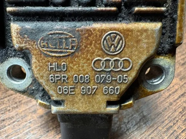 Volkswagen Ölwanne OEM 06E907660 - Gebrauchter Zustand image 8
