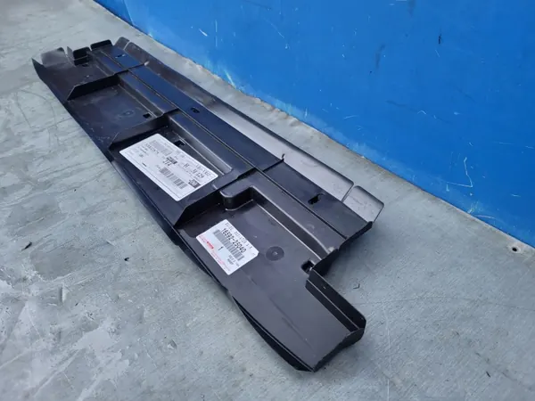 Cubierta Airbag Toyota OEM 16592-25040 Usado image 3