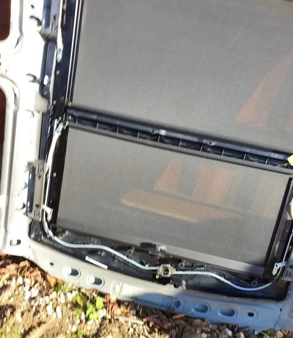 Panoramadach OEM 6H52-A518A30-AP Land Rover image 10