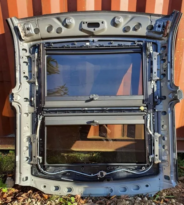 Panoramadach OEM 6H52-A518A30-AP Land Rover image 6