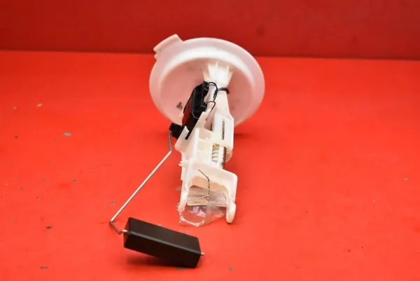 Brandstofniveau Sensor 5N0919673Q Audi Q3 2.0 TDI image 4