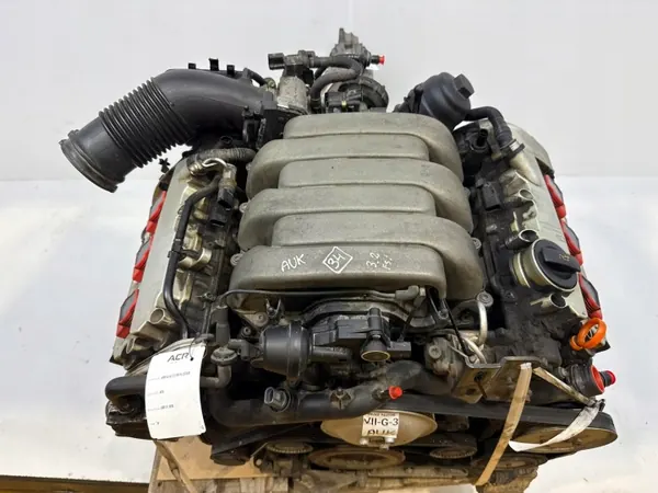 Audi AUK Motor 3.2 V6 FSI Benzin Gebraucht 173-221km image 3