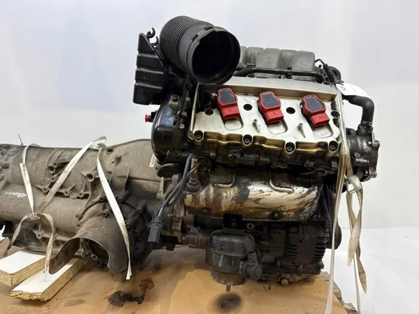 Audi AUK Motor 3.2 V6 FSI Benzin Gebraucht 173-221km image 5