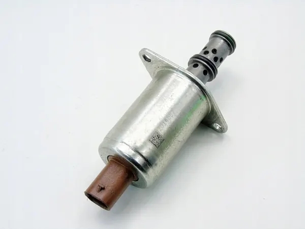 OEM M8E2-7K333-AA framventil för Discovery 5 L462 image 3