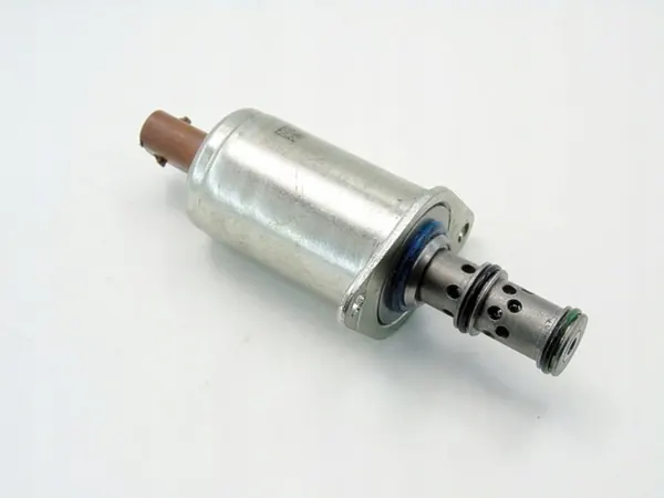OEM M8E2-7K333-AA framventil för Discovery 5 L462 image 4