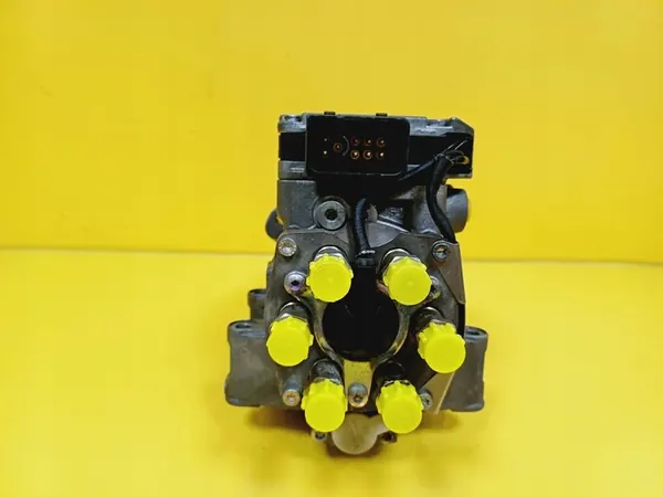 Kraftstoffpumpe Audi A6 C5 A4 B6 2.5 TDI 059130106DX image 9