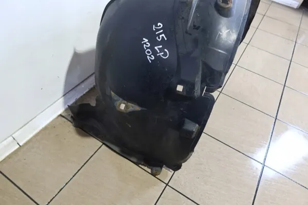 Mercedes CL vasen etulokasuoja OEM 2156980130/1330 image 3