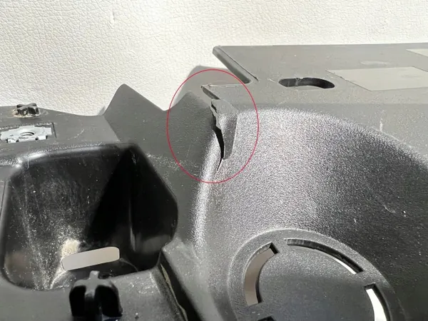 OEM 9835297780 Etupuskurin vahvike Peugeot 308 image 4