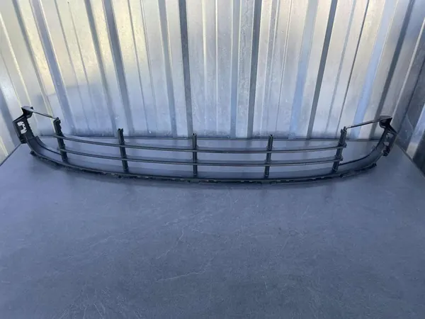 Griglia di ventilazione anteriore Skoda OE 3T0853677 9B9 image 2