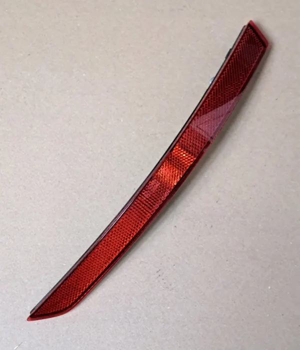 Audi A4 B9 2015 Linker Achterreflector OEM 8W0945105C image 5