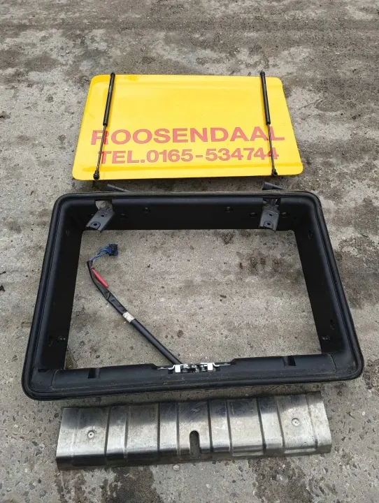 Bolsillo puerta cabina Scania OEM 1891517 1891518 image 2