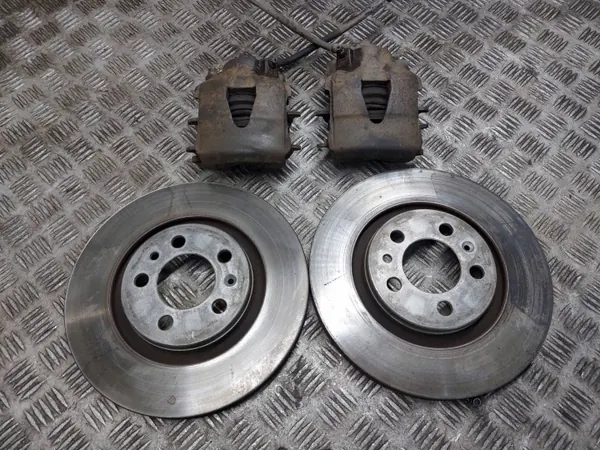 Disques, Plaquettes & Étriers Frein AV OEM VW Golf IV image 2
