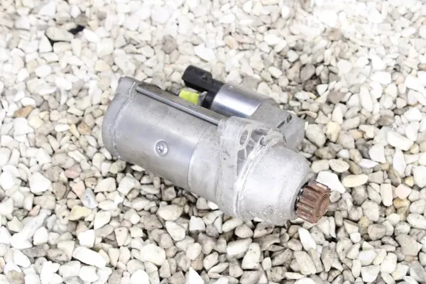 Arrancador Volkswagen Passat B7 0AM911023H image 2