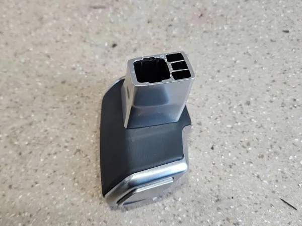 Audi Q7 växelspaksknopp OEM 4K2713140E - Begagnad image 10