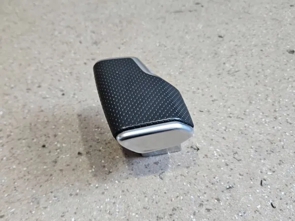 Audi Q7 växelspaksknopp OEM 4K2713140E - Begagnad image 5