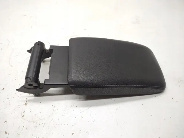 Verstelbare armsteun OEM 1K5864251C 5K1 voor VW Scirocco image 4