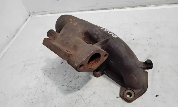 Colector de escape Fiat Doblo OEM JUR120677 Usado image 4