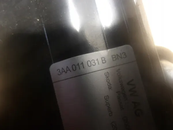 Biljacks OEM 3AA011031B för Passat B7 2.0TDI 177hk 2014 image 6