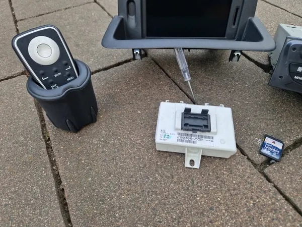 Radio CD Navigation Skärm Modul OEM 281159732R image 5