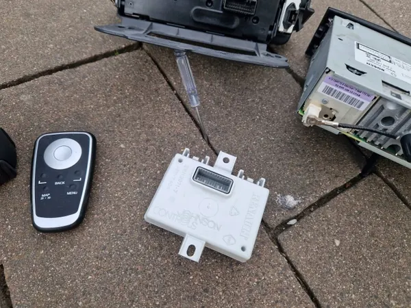 Radio CD Navigation Skärm Modul OEM 281159732R image 6