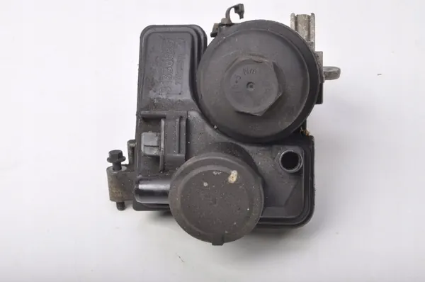 Separador de óleo Volvo OEM 31338685 - Peça OE usada image 4